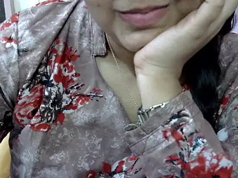 Cute_Aliyaa webcam show