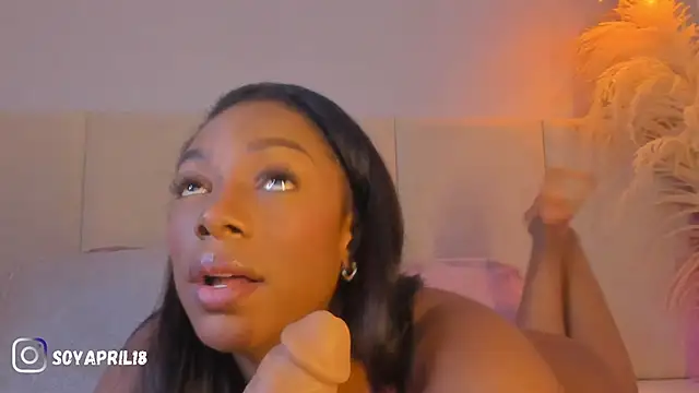 aprilebony_ Live XXX-chat