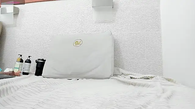 maddy_cartter: απευθείας συνομιλία ΧΧΧ