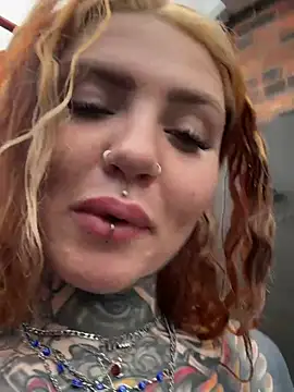 AlexandraWildd Adlı Modelin Web Kamerası Şovu