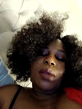 Chatroom XXX en direct de Nattybae009