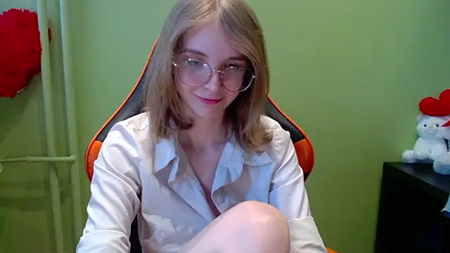 Chat +18 de juicyPenny ao vivo