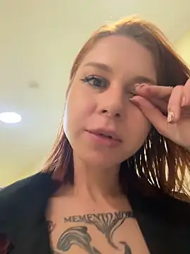 دردشة RosieSecret الجنسية المباشرة