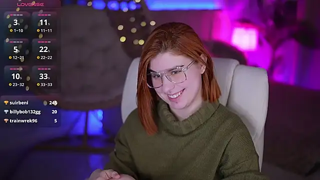 دردشة GingerPinky الجنسية المباشرة