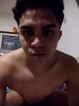 salvatore_daza Show in webcam