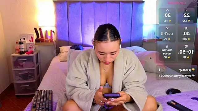 แชท XXX สดของ juliana-mancini