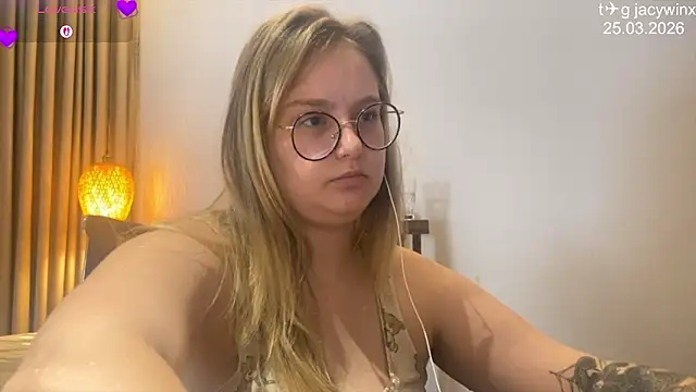 Chatroom XXX en direct de JacyWinslat