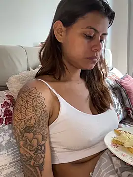 Chat XXX en directo de RachelWeisz_