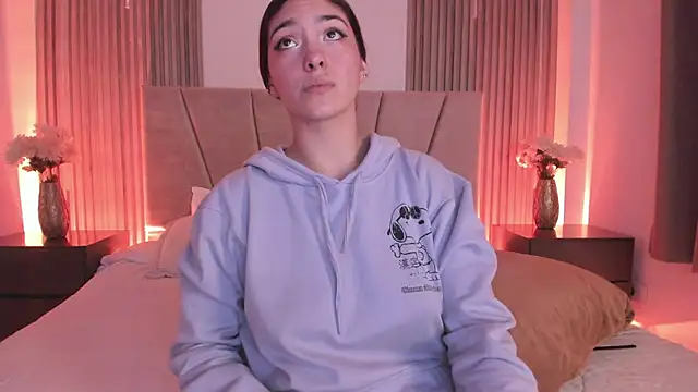 Victoria_Beaumont: онлайн-секс-чат