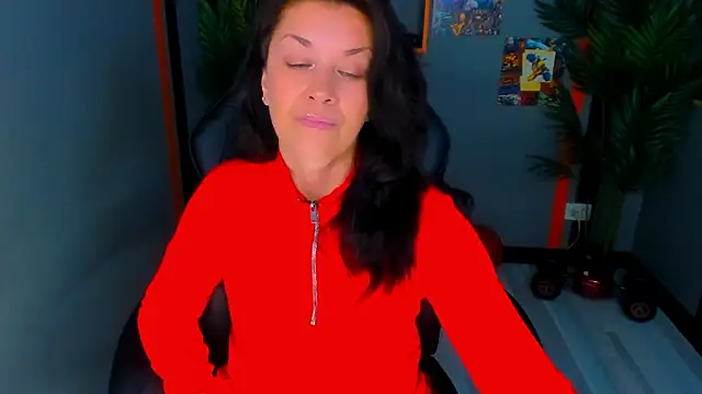 AnaMills Adlı Modelin Canlı XXX Sohbeti