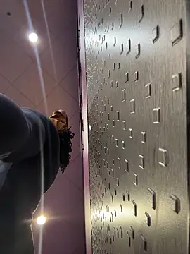 CoCoGoddess_ Chat XXX in diretta