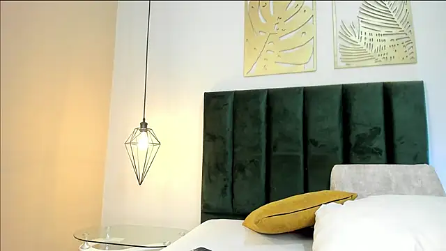 Chat +18 de SeleneLujan ao vivo