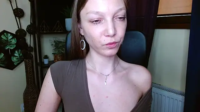 EmillyPlay's Live XXX Chat