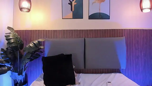 Chat XXX ao vivo de NicolleeEvanss