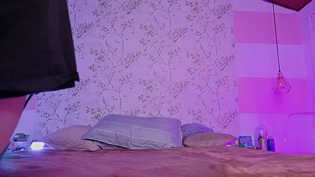 Chat XXX ao vivo de Charlotte__Miller