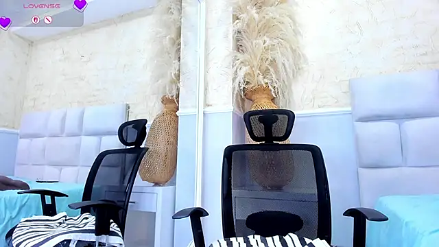 ScarletEvanss_ Live XXX-Chat