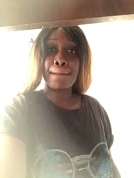 Lola_Davis6 Obrolan Langsung XXX