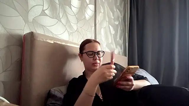 Emely_Cuten Live XXX chat