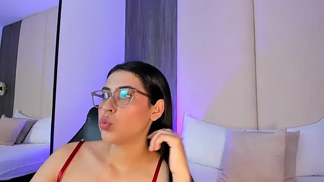 Chat +18 de desireee_ ao vivo