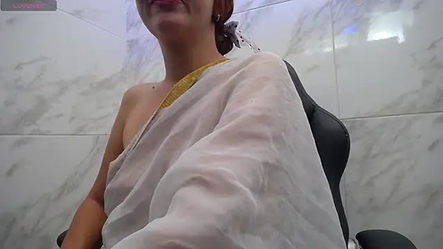 kyra_jeet Live XXX-Chat