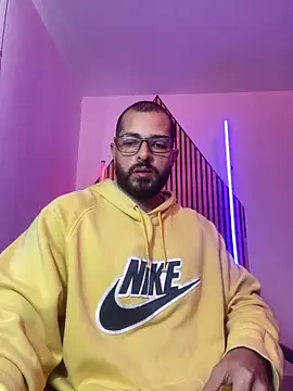 magnumchris Adlı Modelin Web Kamerası Şovu