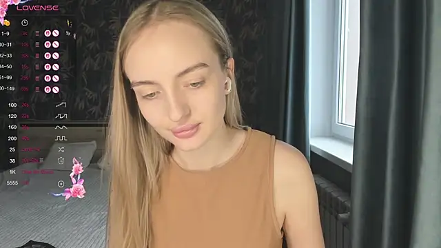 A_delina Chat XXX in diretta