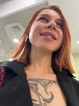 RosieSecret's Live XXX Chat