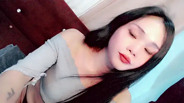 Amomentoflust99 Pertunjukan Webcam