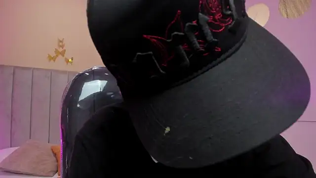 Czat XXX na żywo – Nascary_Fox