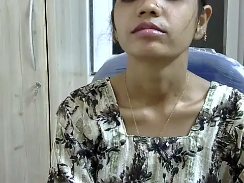 Chat XXX en directo de Kulsum_S