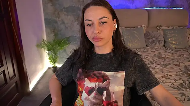 Chat XXX en directo de KristiiMax