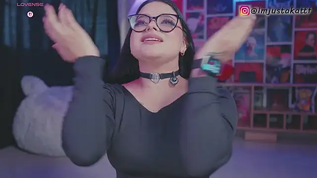 sensualkattt's Webcam Show