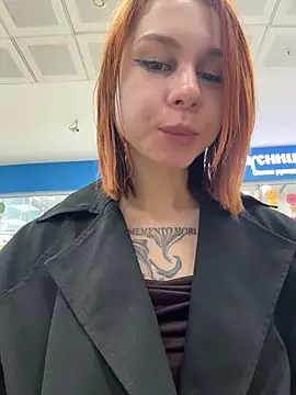 RosieSecretのライブXXXチャット