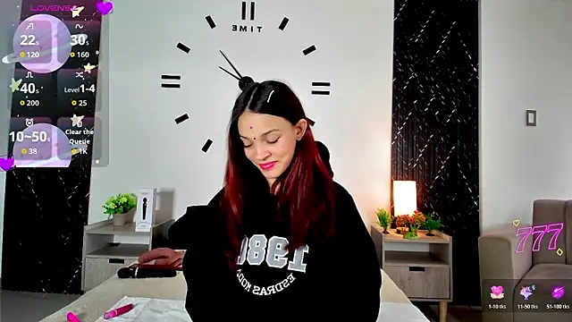 Chat +18 de aurora_petitee ao vivo