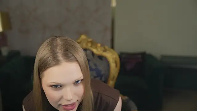 Charlotte_Dreams' Live XXX Chat