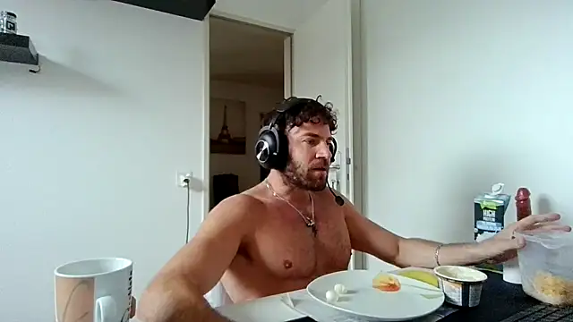 แชท XXX สดของ alpha-hunk