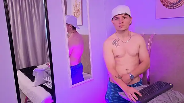 Leoo_Miller Live XXX-Chat