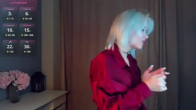 GoldenLenarz's Live XXX Chat