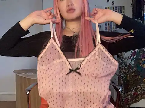 xxxYUKARIxxx's Live XXX Chat