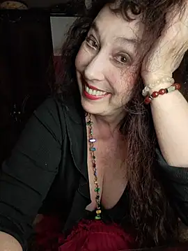 GypsyEsmeralda: онлайн-секс-чат