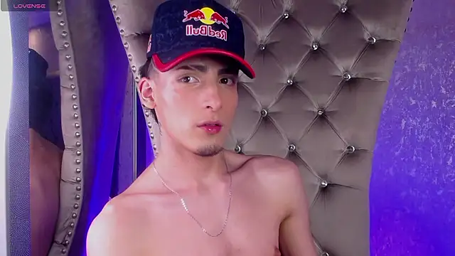 Živý XXX chat MateoMitchell