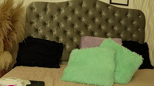 katt_eyes_'s Live XXX Chat