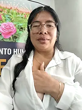 __valentina18のライブXXXチャット