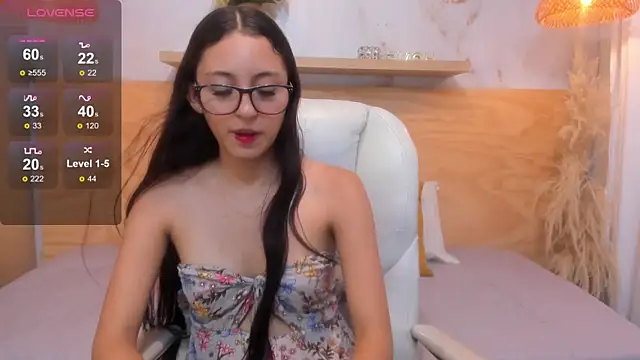 Lasira_Thill Chat XXX in diretta