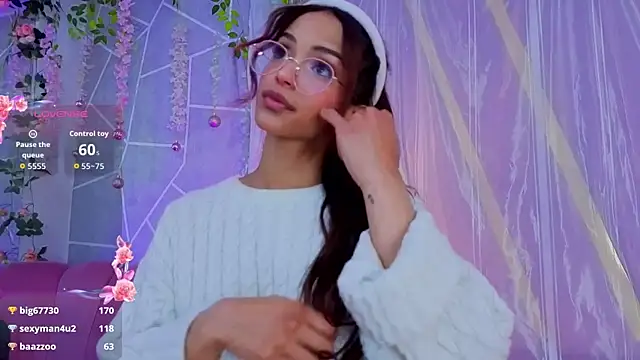 EmmyCortez Adlı Modelin Canlı XXX Sohbeti