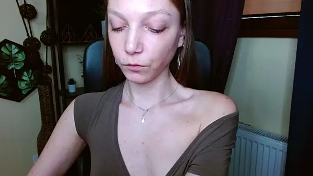 EmillyPlay live XXX chat