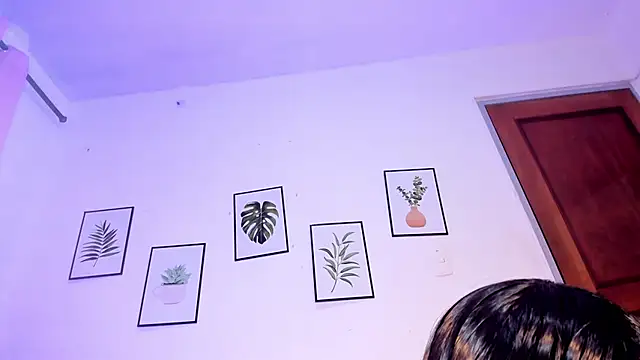 DomenicaW Live XXX-Chat