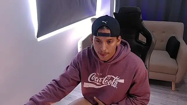 Pokazy przed kamerką – Liam_V