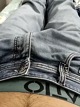 Rocky-badboy_cum4me – Kamerová šou