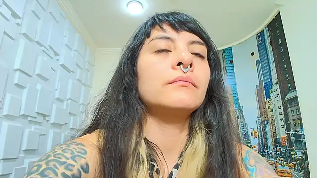 Naughty_Kittenm Live XXX-Chat